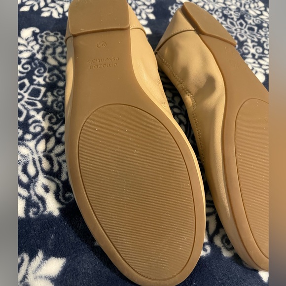 WORN ~8 TIMES Amazon Essentials Ballet Flats in Nude/Taupe/Brown Size 9.5 Women - Picture 7 of 11